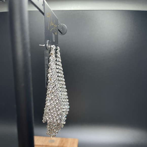 NWT- Thalia Sodi Rhinestone Crystal Triangle Mesh Post Dangle Statement Earring - Picture 4 of 7